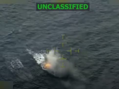 Estados Unidos destruyó otra embarcación en el Pacífico y abatió a un narcotraficante